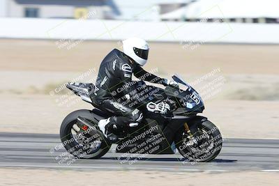 media/Jan-15-2026-Racers Edge (Thu) [[dfebeb70ab]]/2-A Group/Session 3 (Turn 15 Inside Pans)/